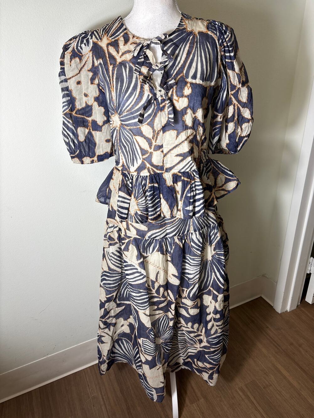 Marie Oliver Blue Floral A Line Stitch Skirt Set Sz 4